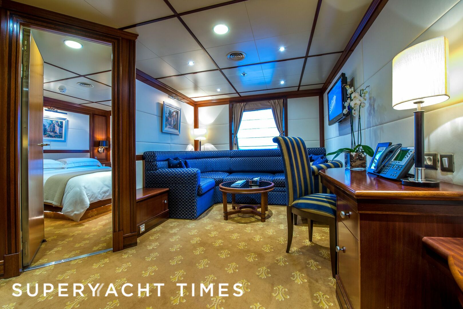 Lauren L yacht stateroom