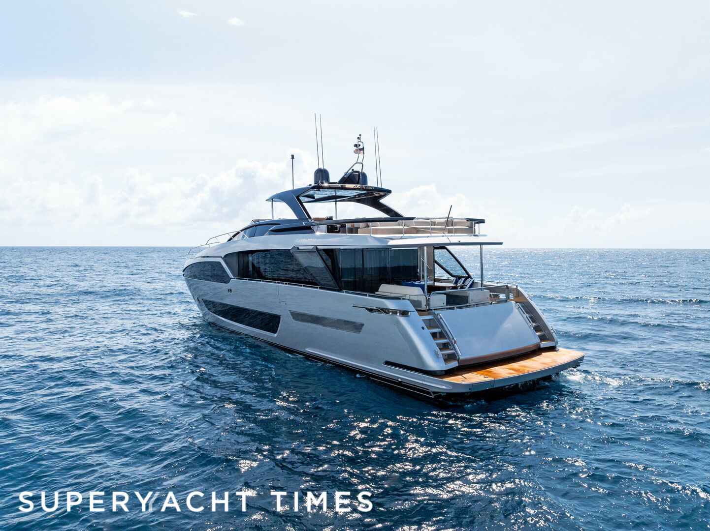 28m Riva motor yacht Tenacious sold