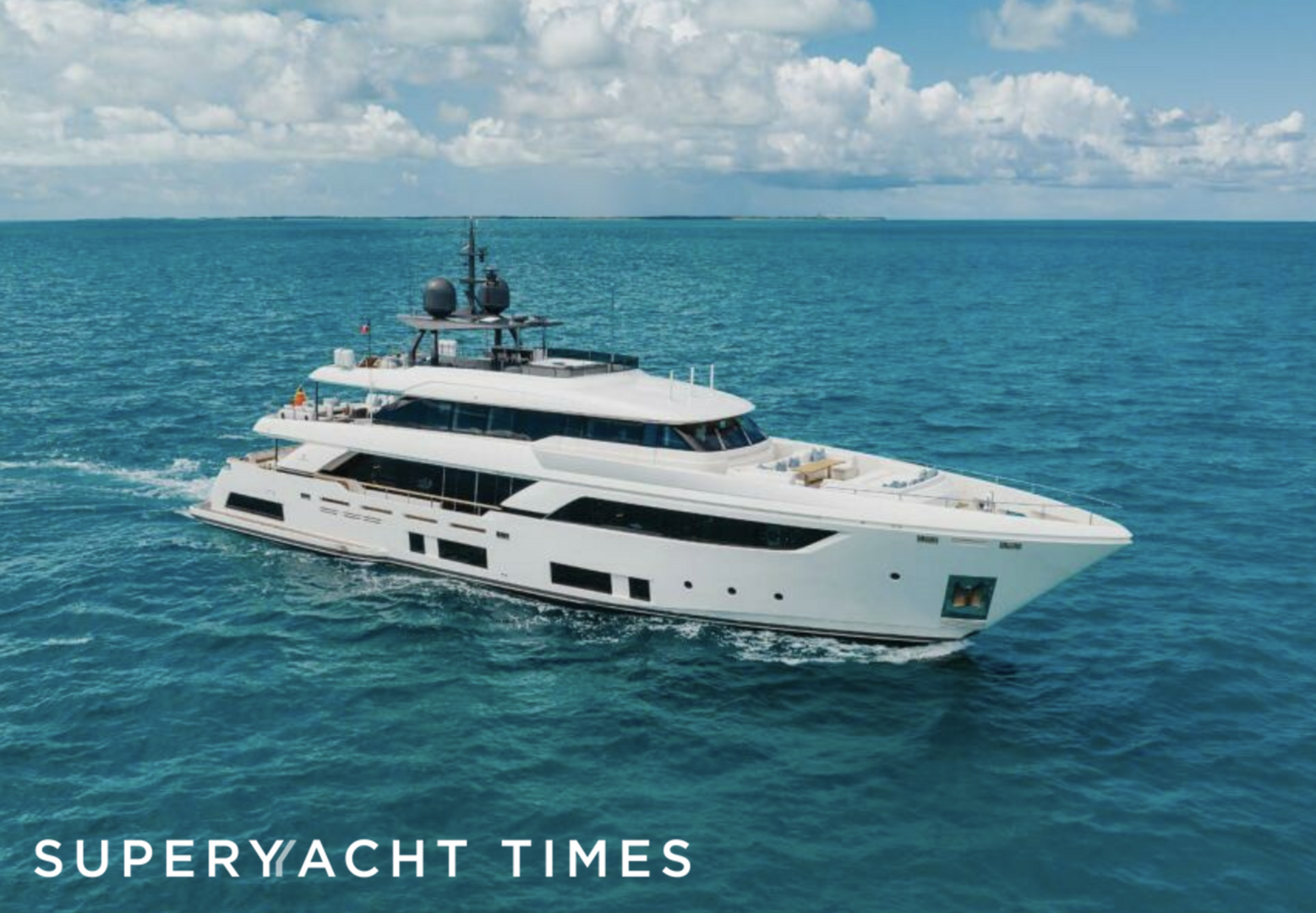 Eros yacht cruising