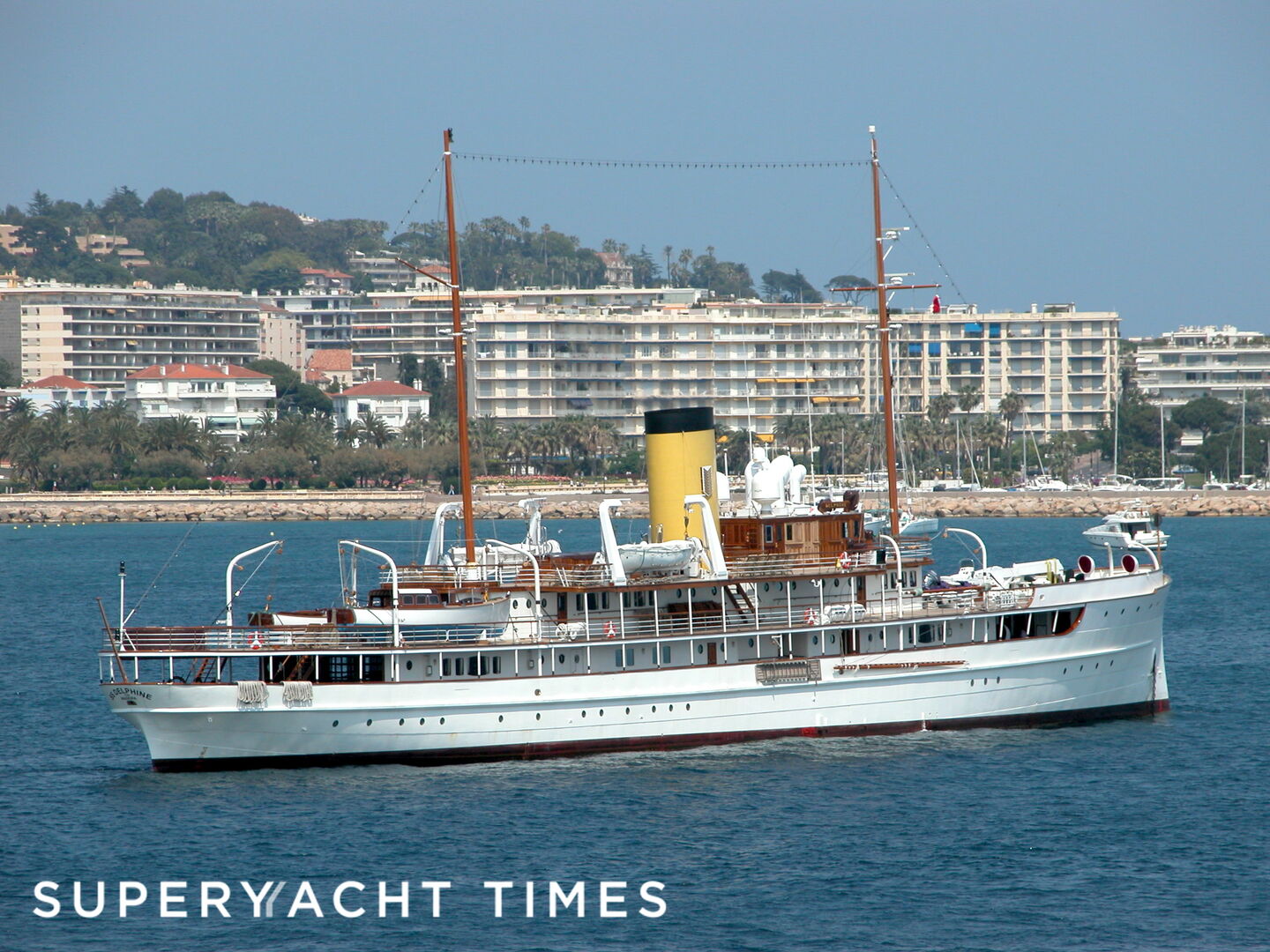 SS Delphine off Cannes