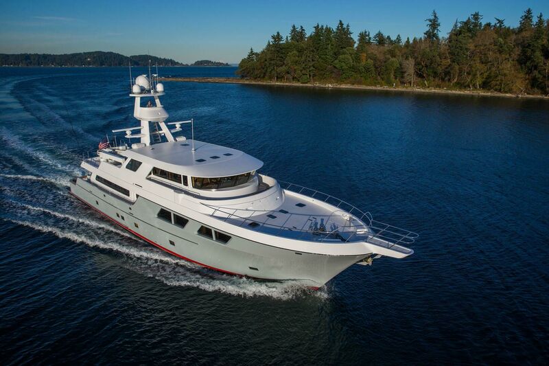Cazador Yacht 