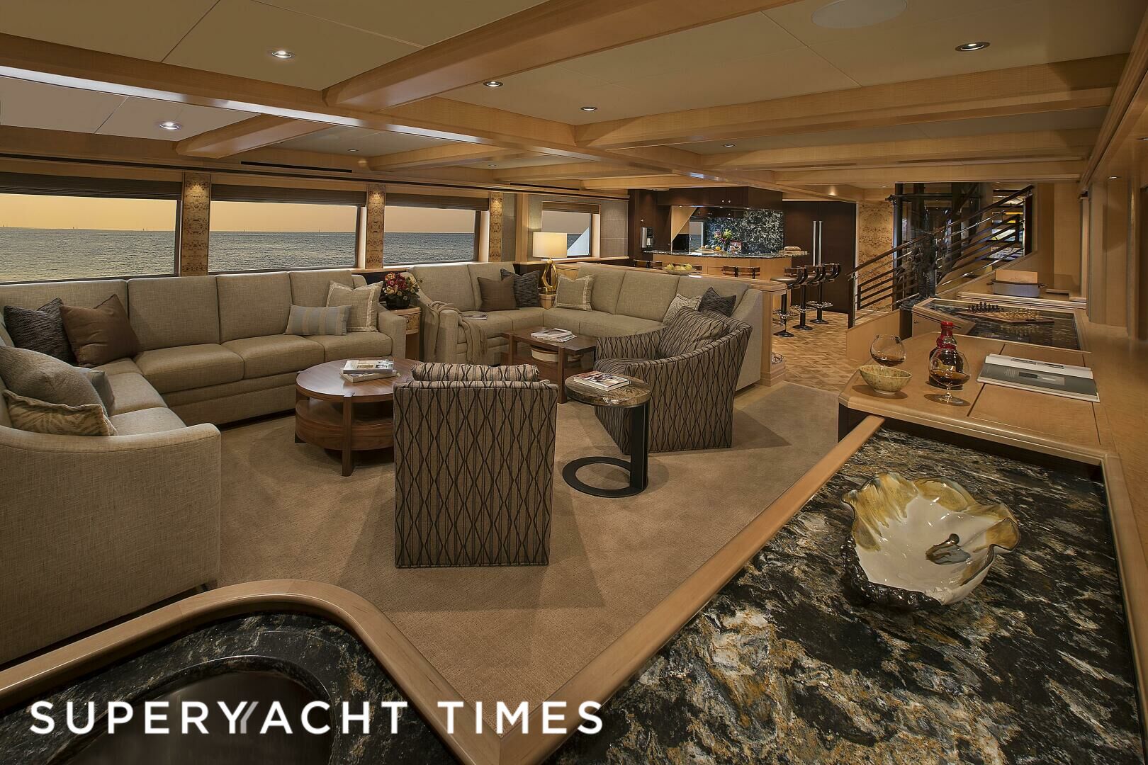 Cazador yacht saloon