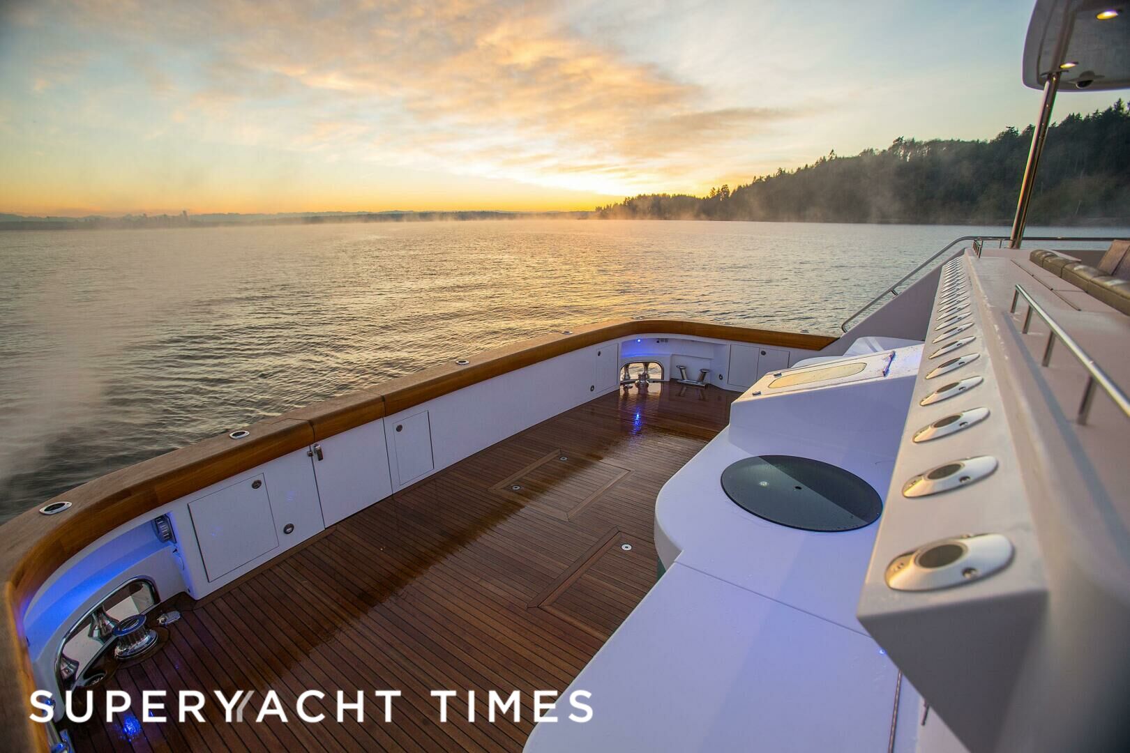 Cazador yacht deck