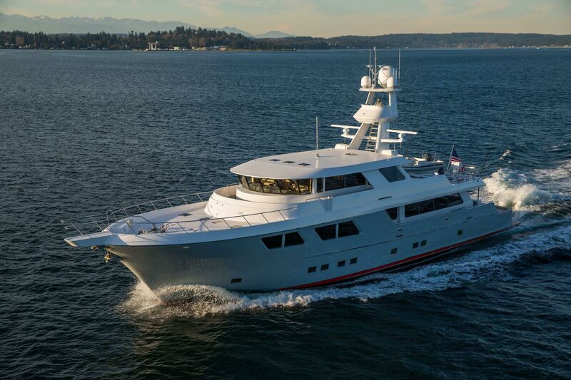 Cazador Yacht 