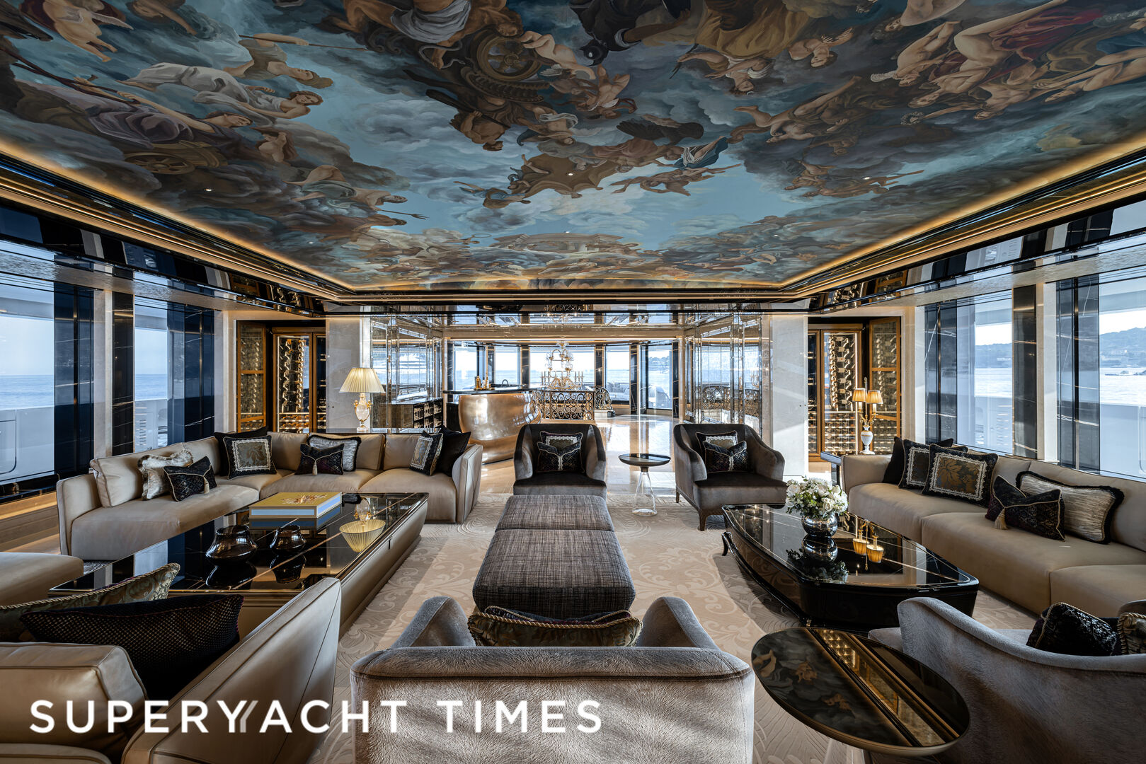 Kismet yacht main deck saloon