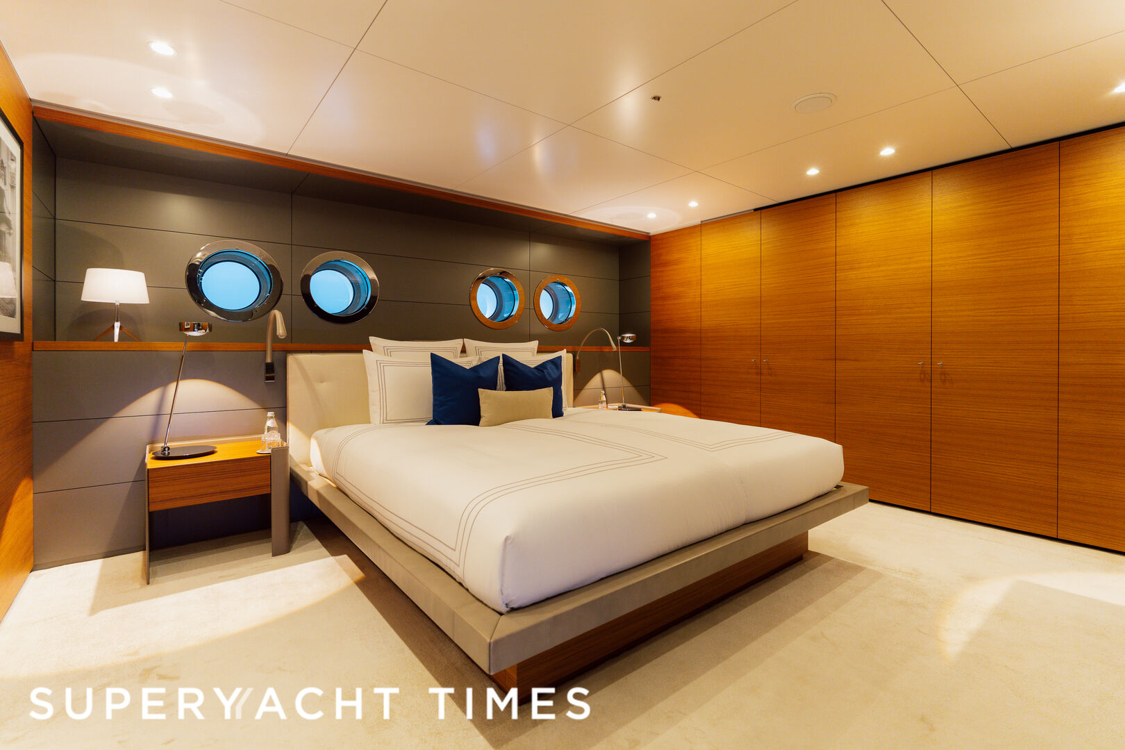 Bold yacht stateroom