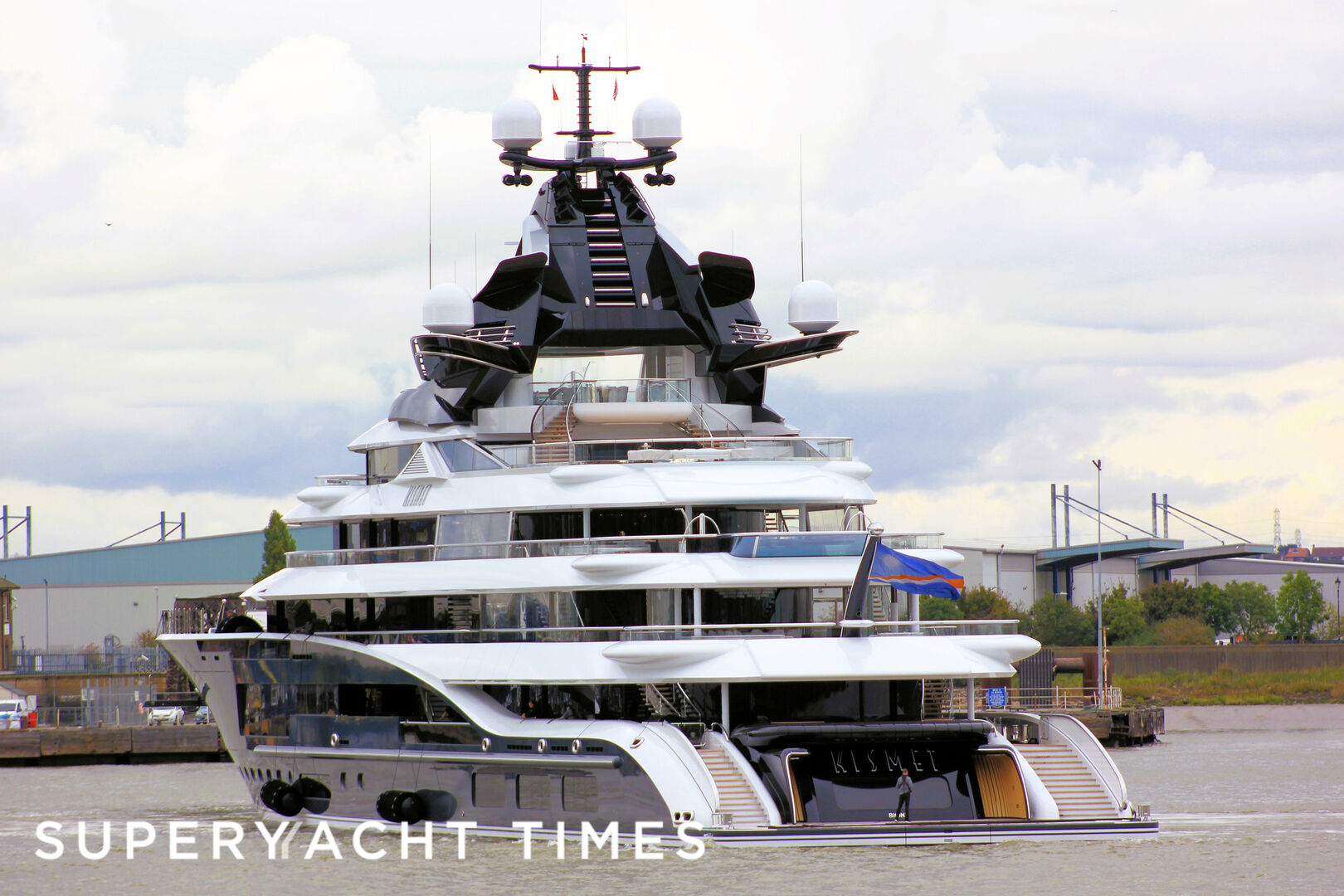 Kismet yacht cruising in Tilbury