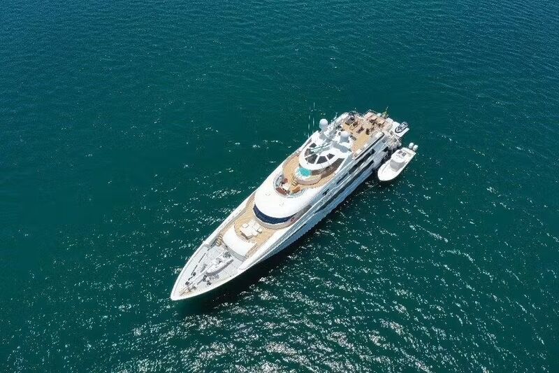 Valinor Yacht 
