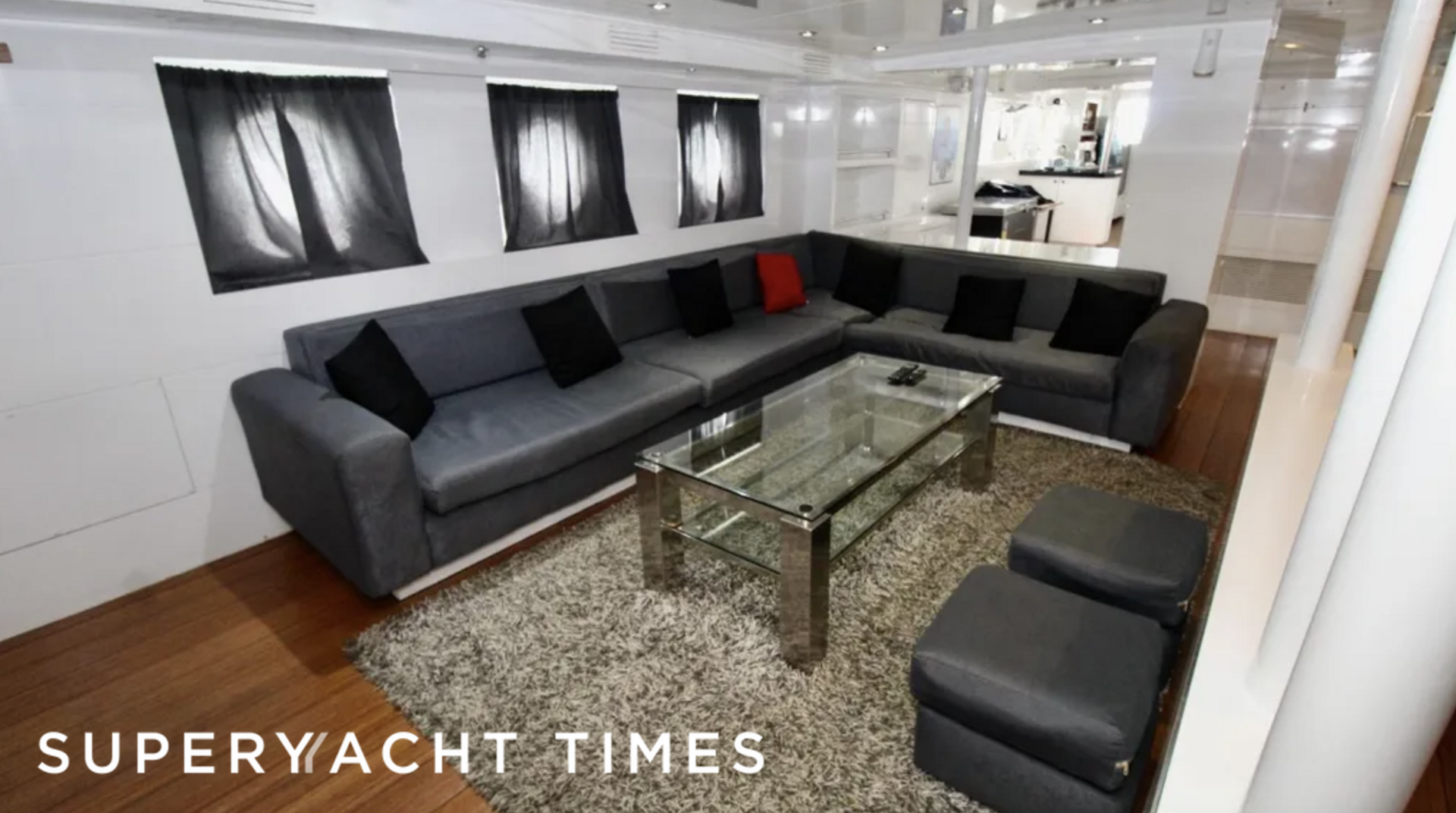 Sharkwater yacht saloon