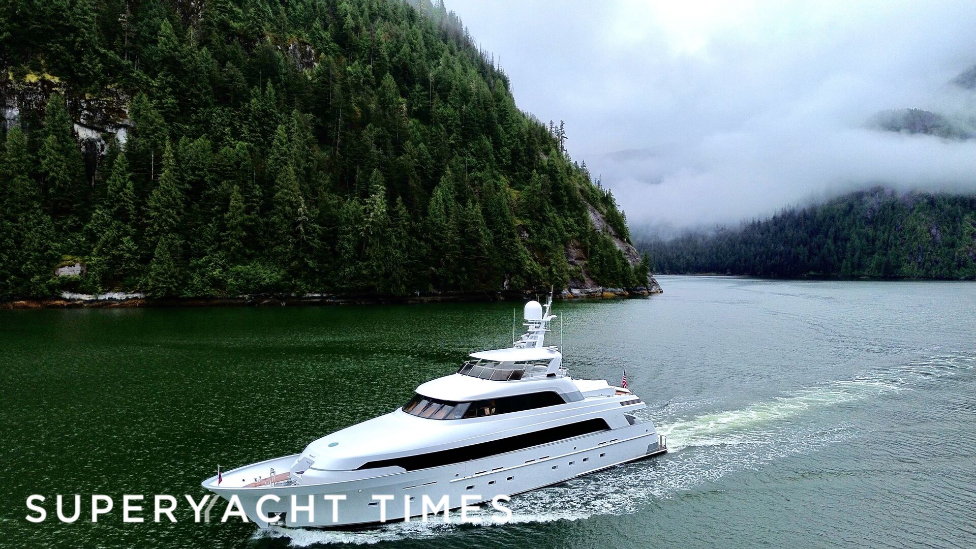 Ruffian yacht cruising