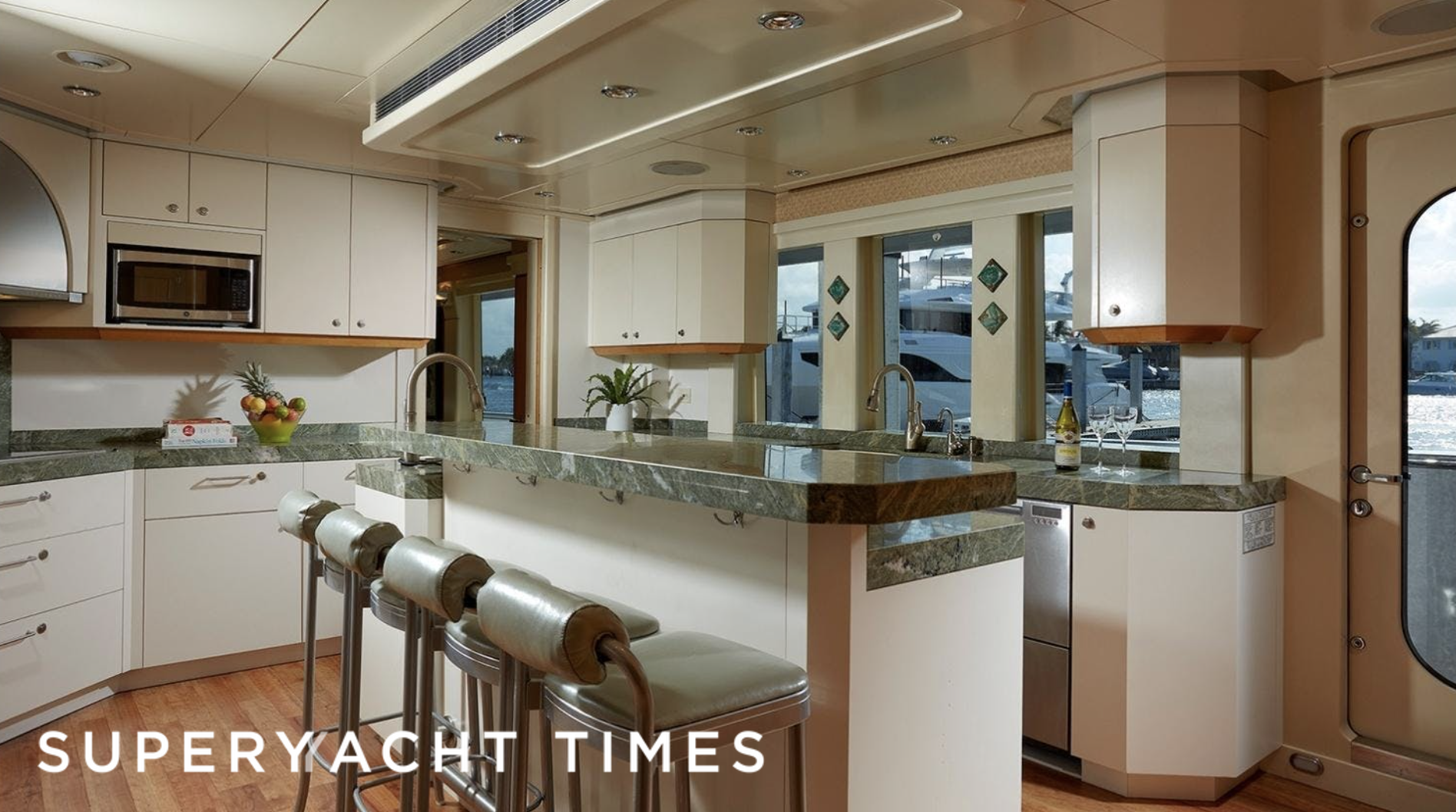 Ruffian yacht galley