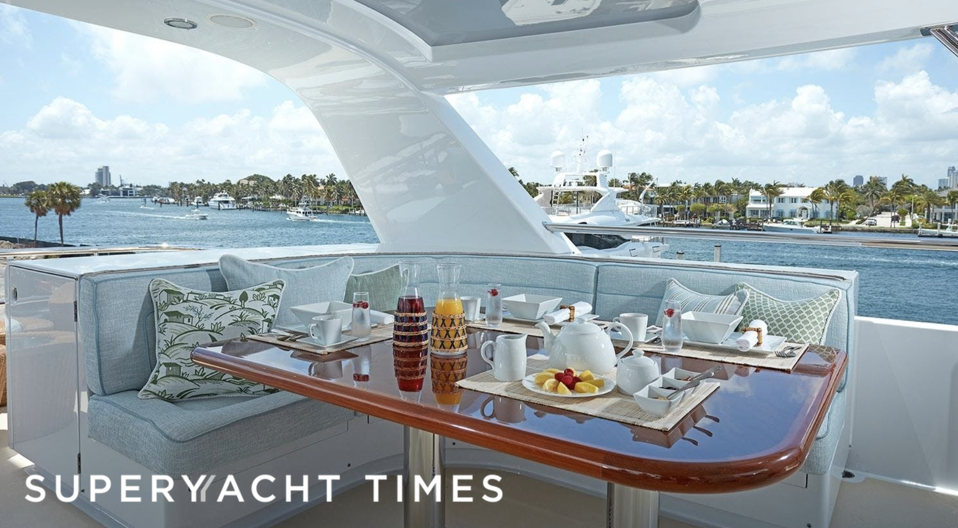 Ruffian yacht deck