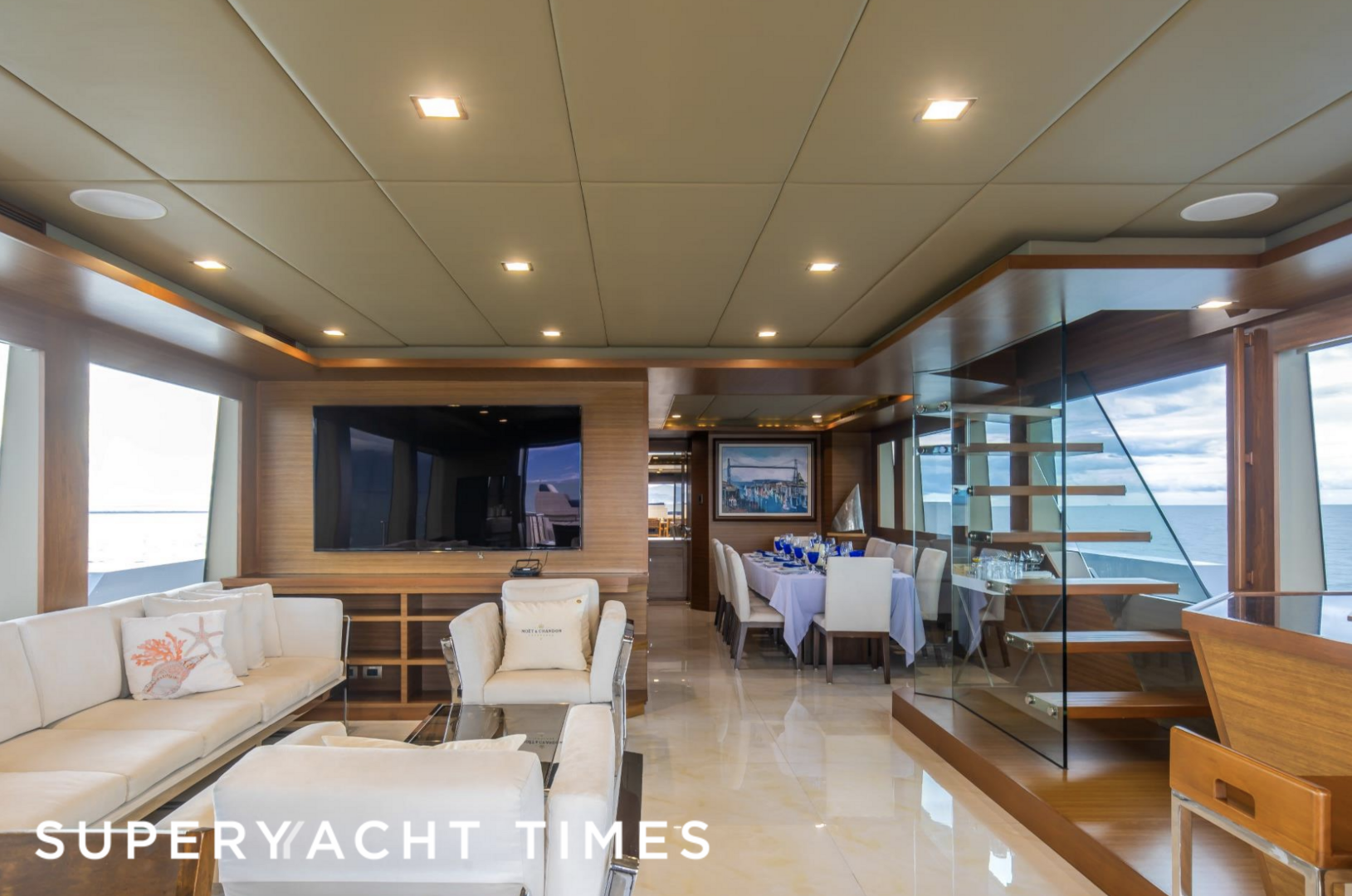 Cklass Nautique yacht saloon