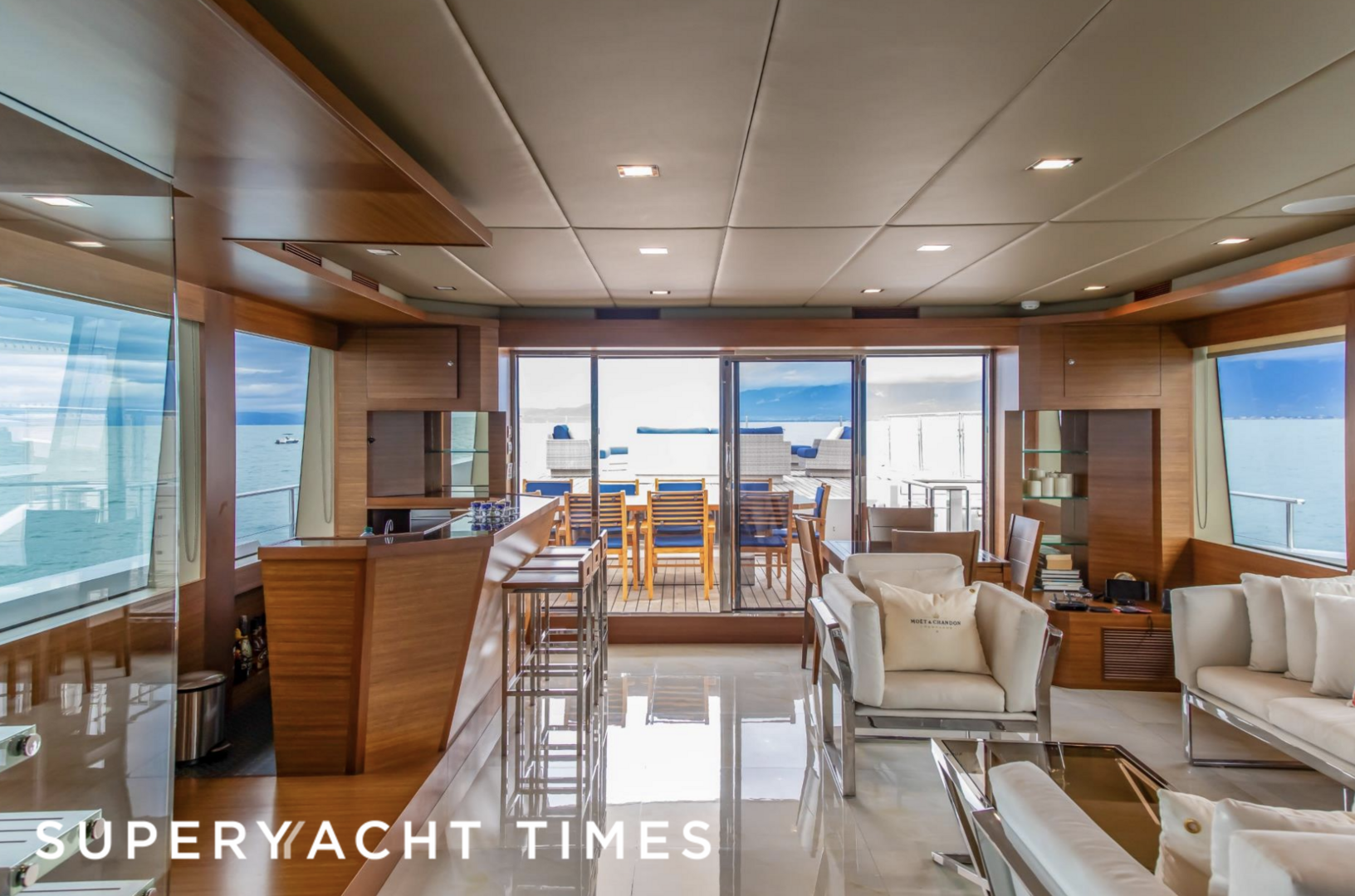 Cklass Nautique yacht saloon