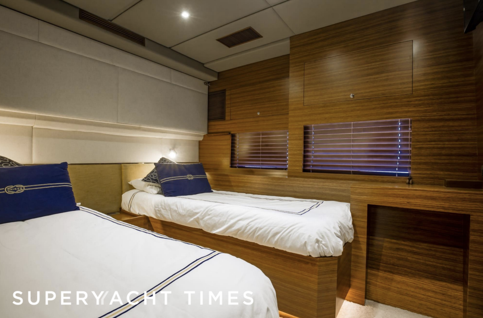 Cklass Nautique yacht stateroom