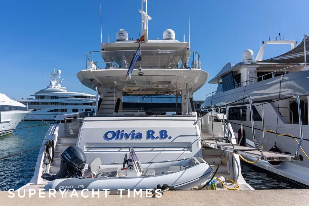 Olivia RB yacht stern
