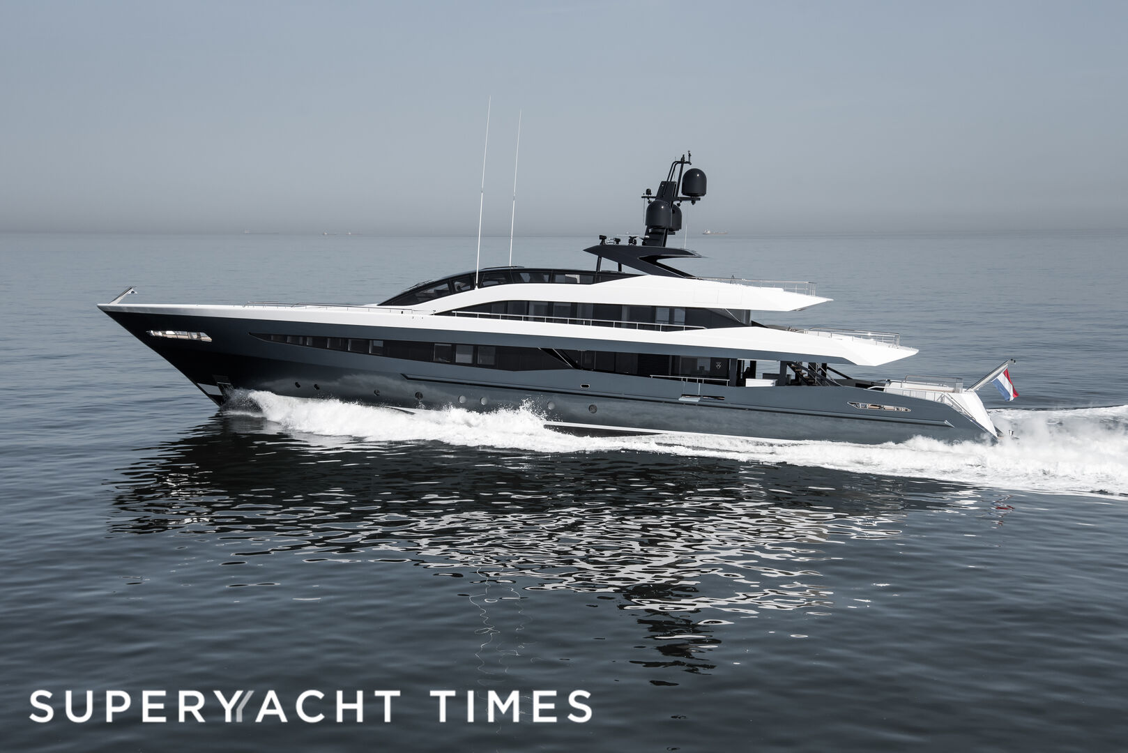 Heesen Irisha on seatrials