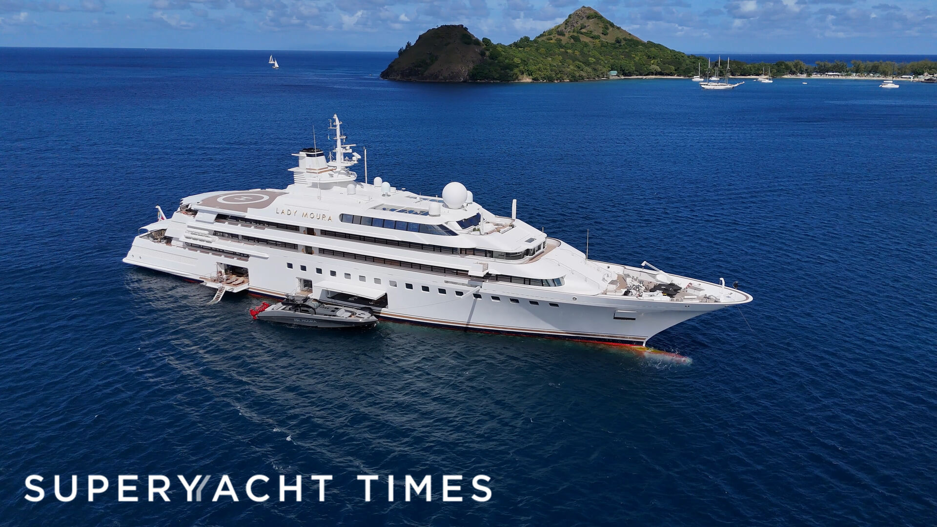 Lady Moura yacht anchored in Rodney Bay