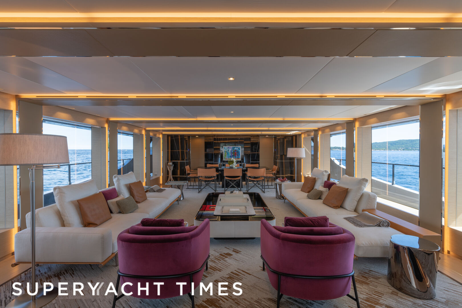 LEL yacht main saloon