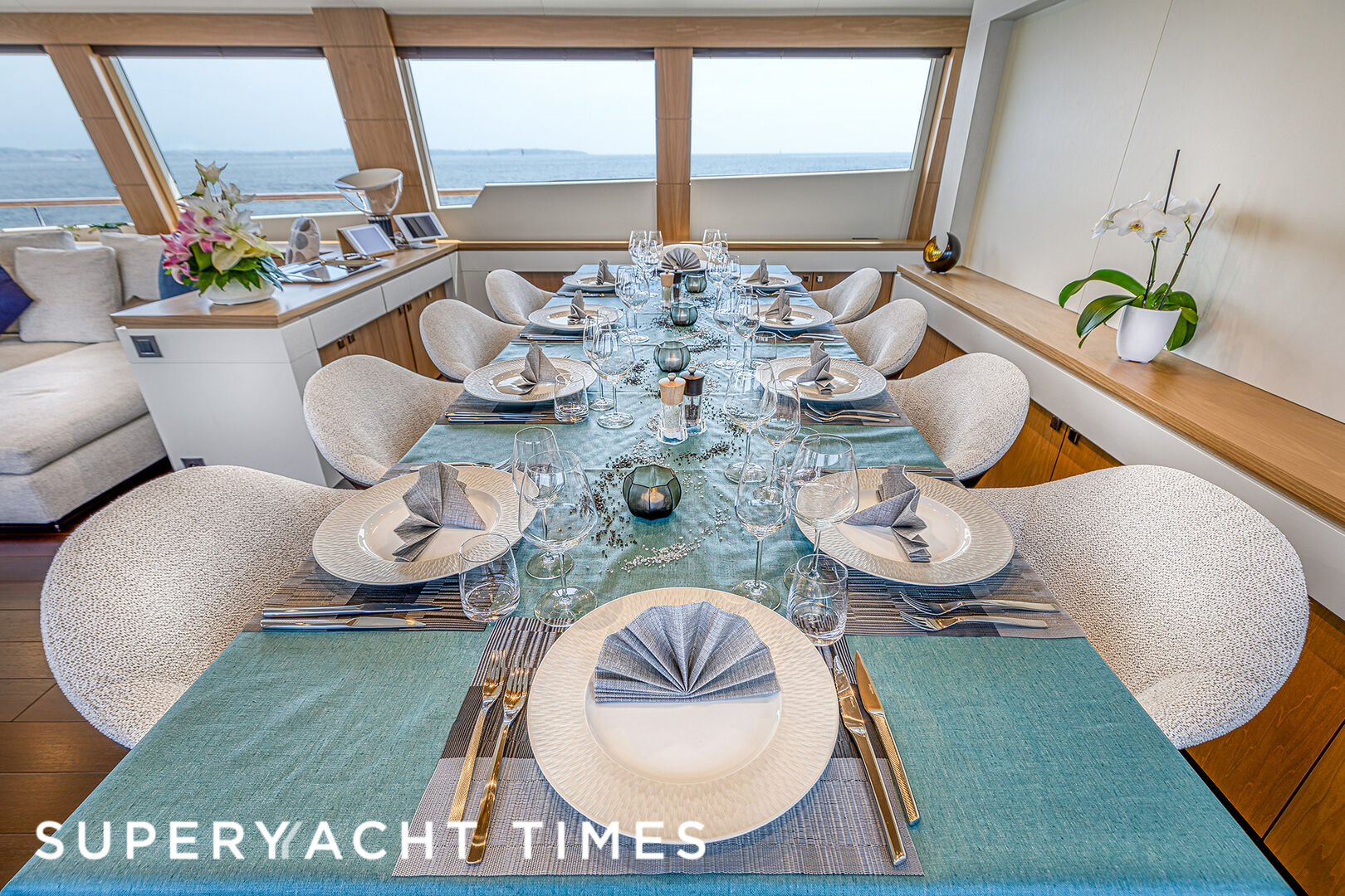 Millesime yacht dining