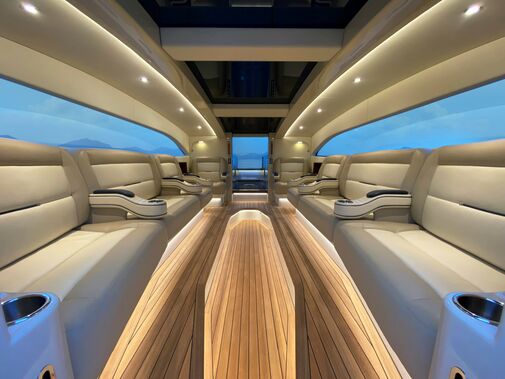 Limousine 12.0M thumbnail