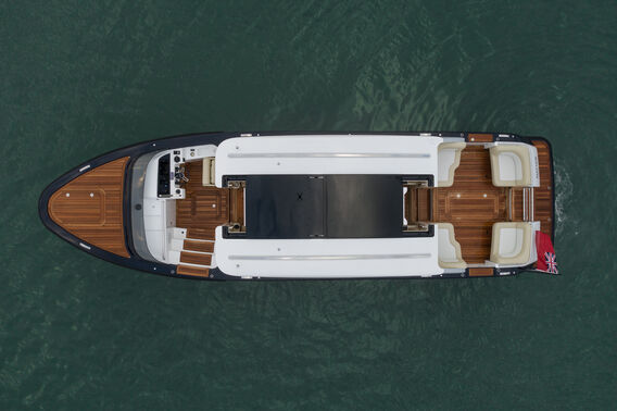 Limousine 12.0M thumbnail
