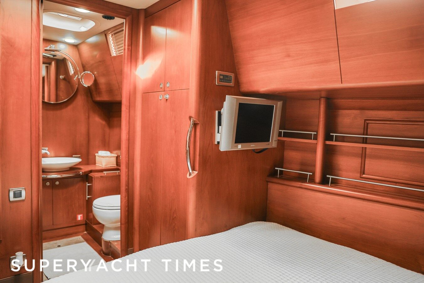 Golden Touch yacht stateroom