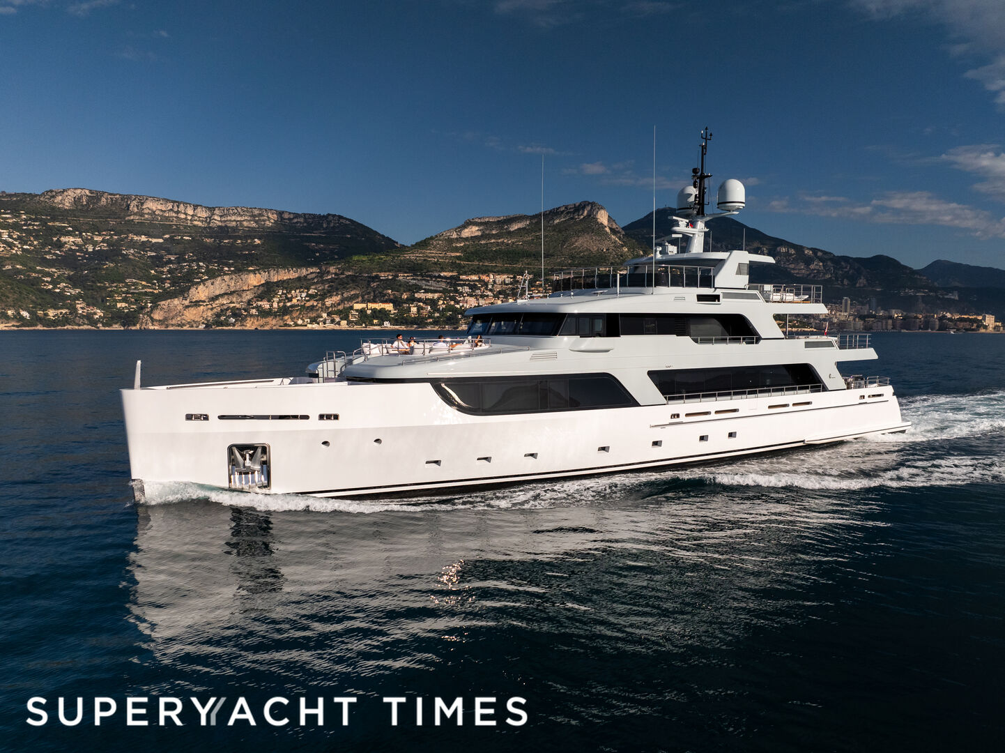 First look onboard 43m Codecasa superyacht Gioia