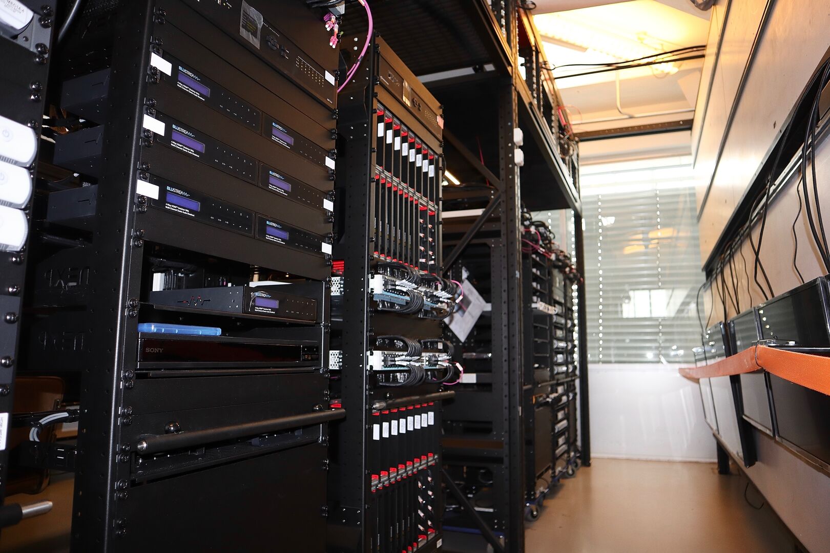 ONEXP’s unprecedented AV/IT system integration process