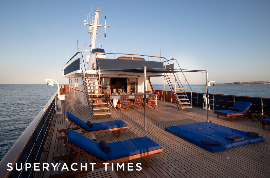 Paloma yacht deck