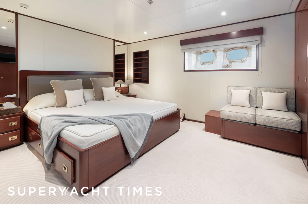 Paloma yacht stateroom