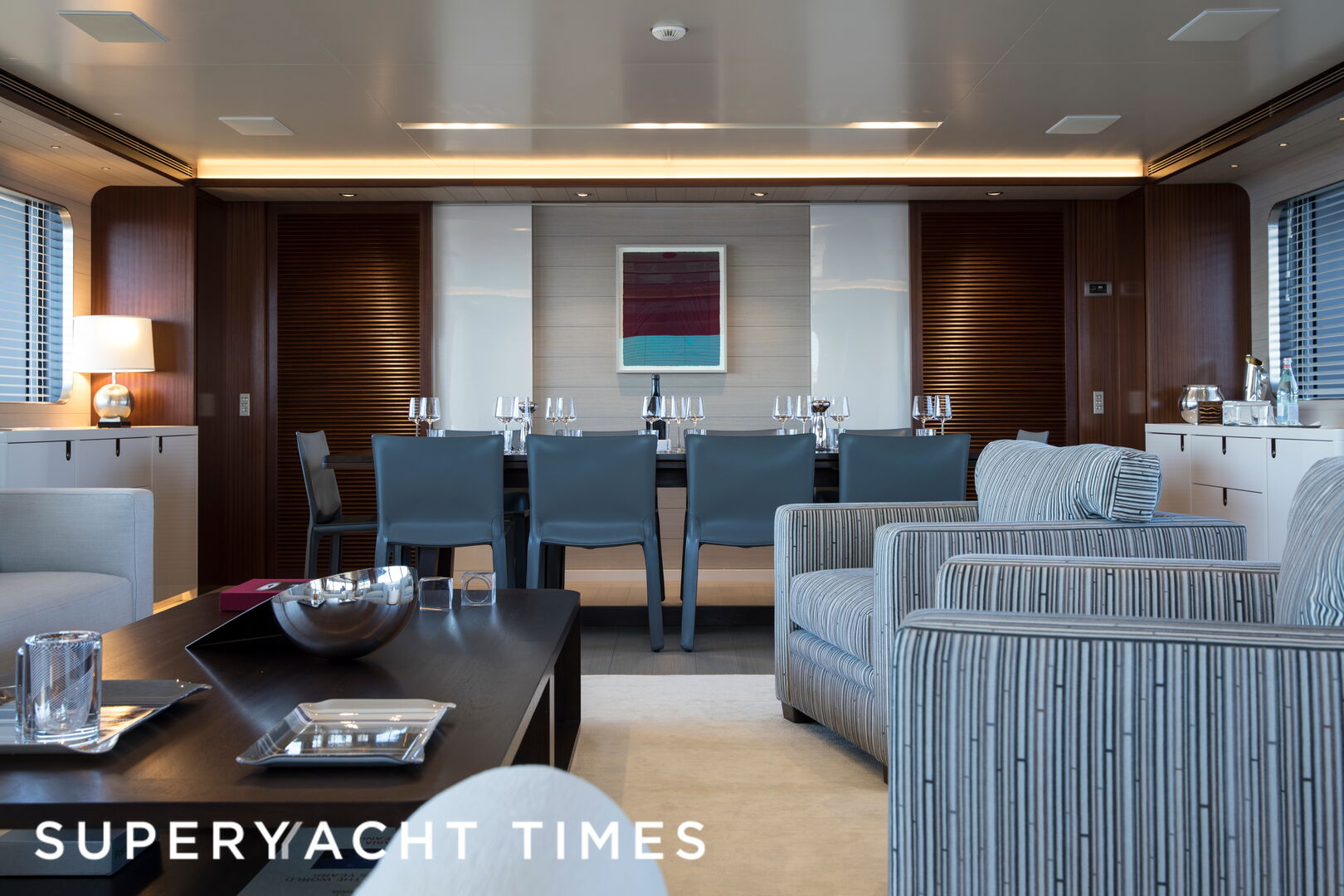 Moka yacht saloon