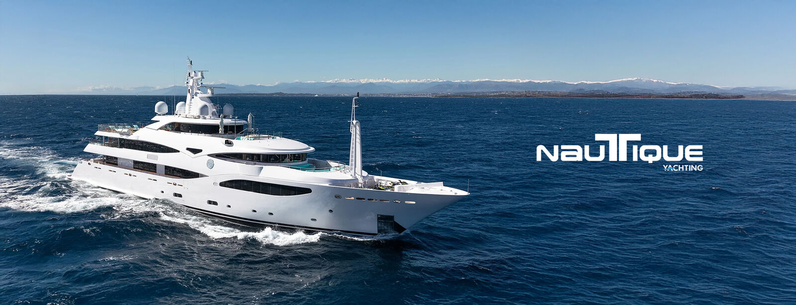 Nautique Yachting Yacht Services