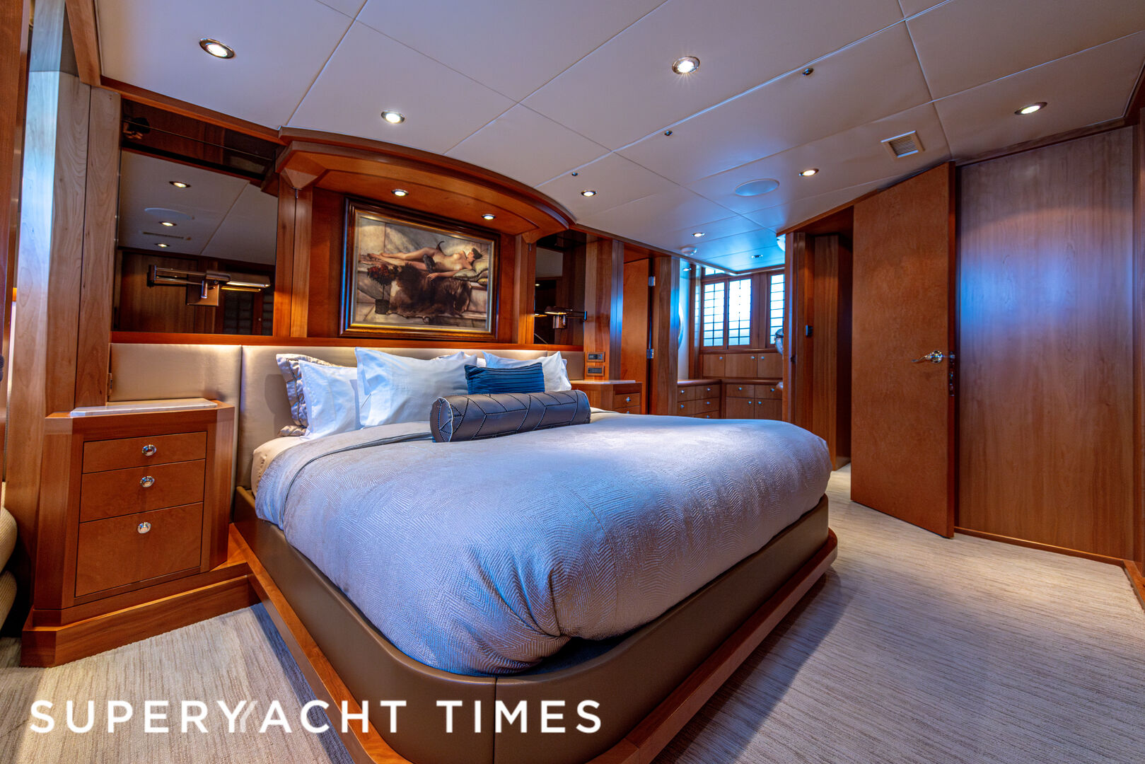 Chiron yacht stateroom