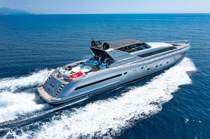 Lauren V yacht cruising 