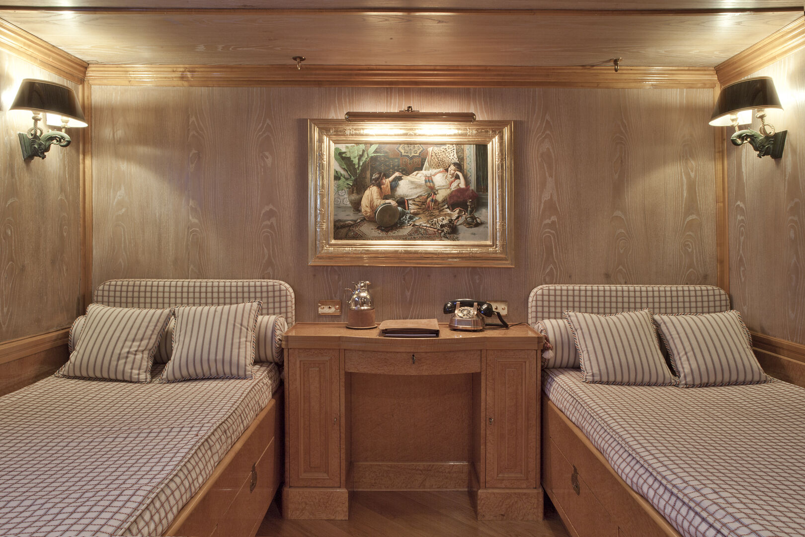 Creole yacht stateroom