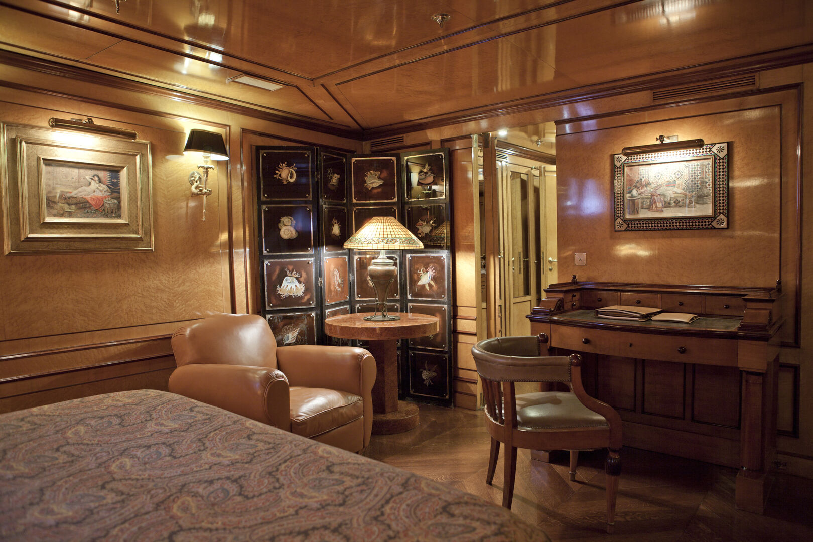 Creole yacht stateroom