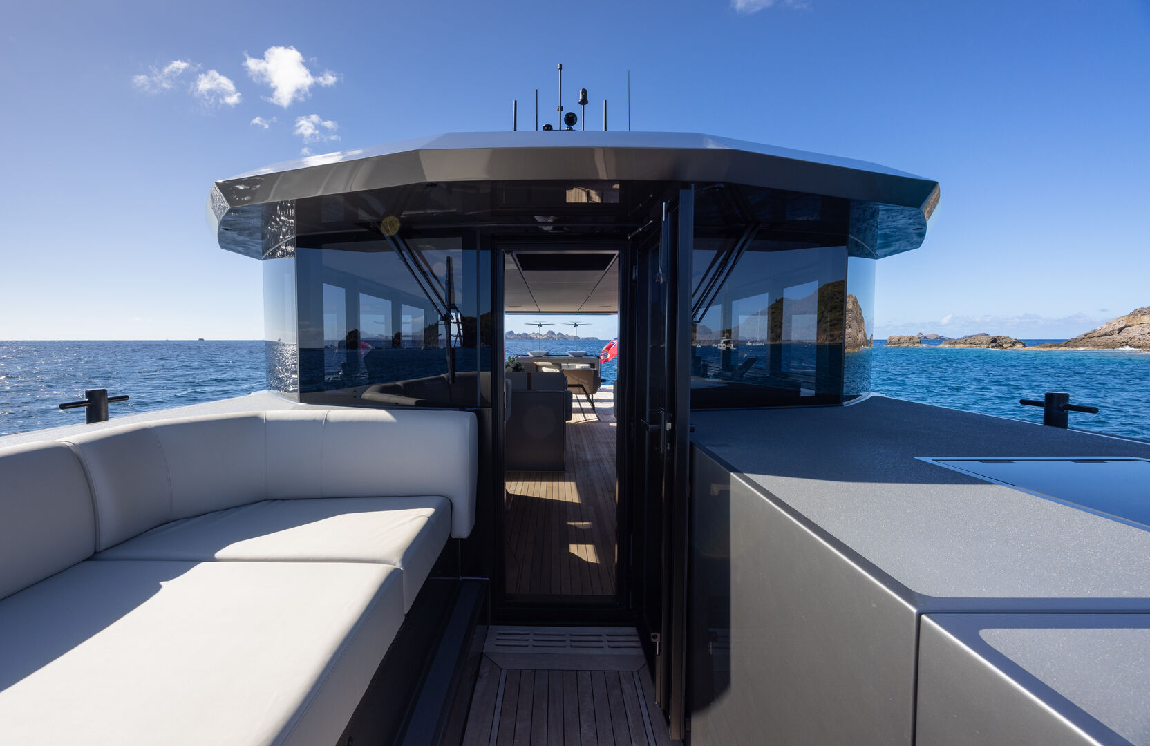 Vandal Marine unveils 20m Vandal 60 chase boat designed by RWD