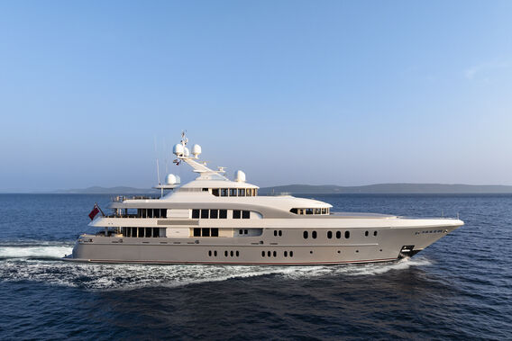 Caipirinha yacht cruising