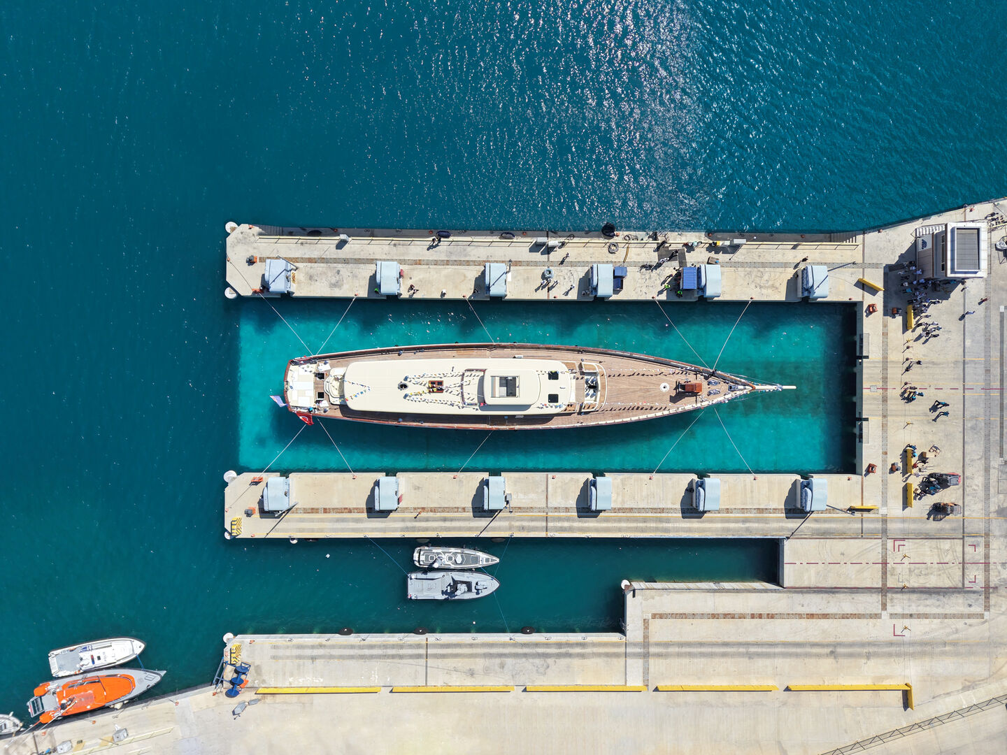 62m Ares sailing yacht Simena launched