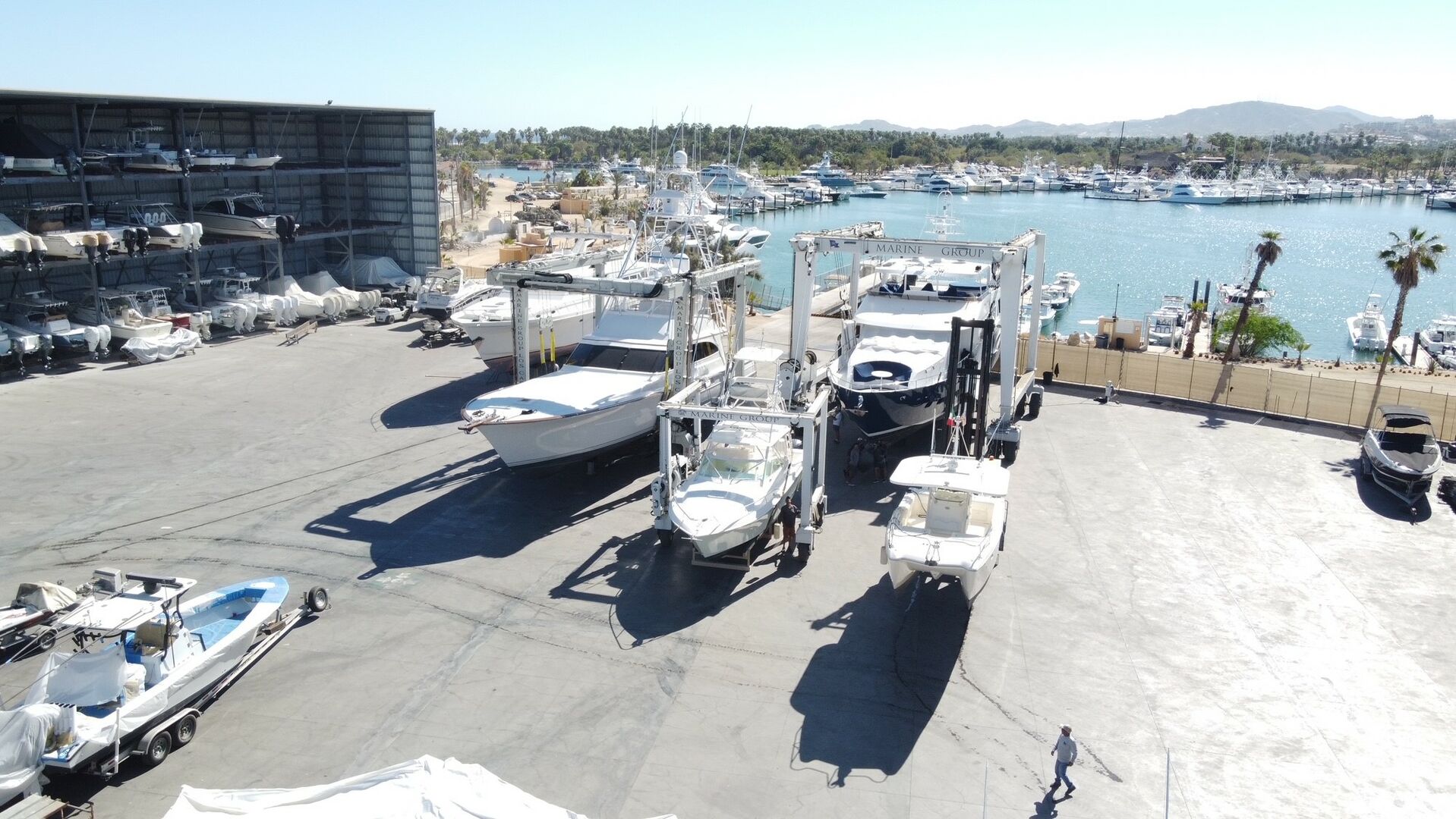 MGBW Cabo Yard