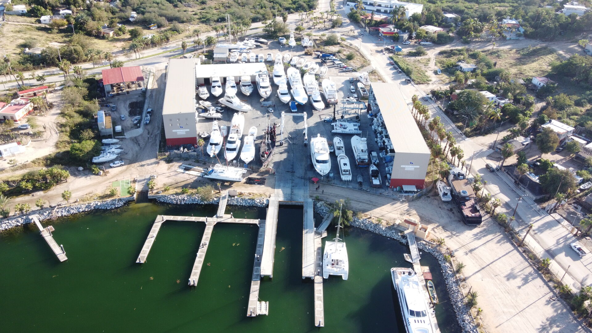 MGBW Cabo Yard