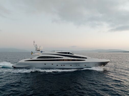 M.J. Taknm yacht cruising 