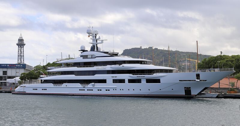Thumbnail for /yacht-news/superyacht-dreamboat-docked-in-barcelona