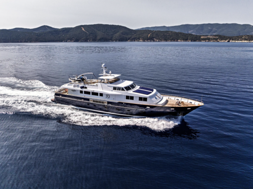 Karma yacht cruising