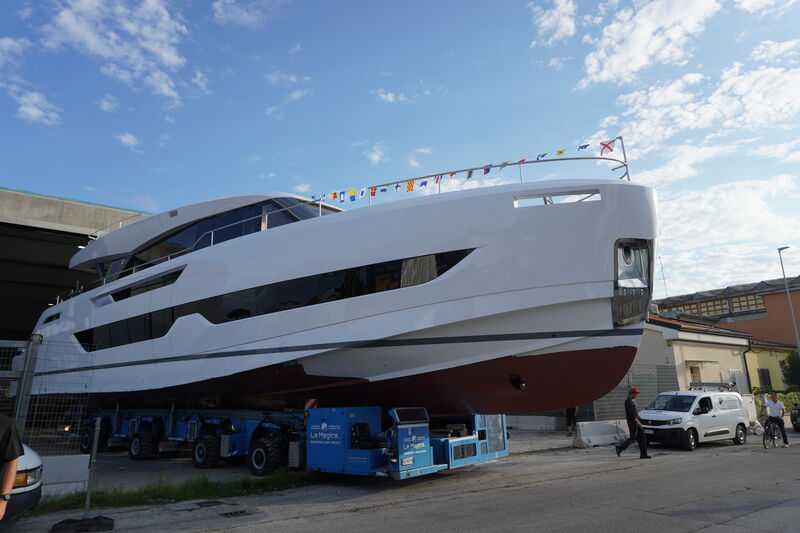 Article image for First look: 24m Giangrasso motor yacht Veroni...
