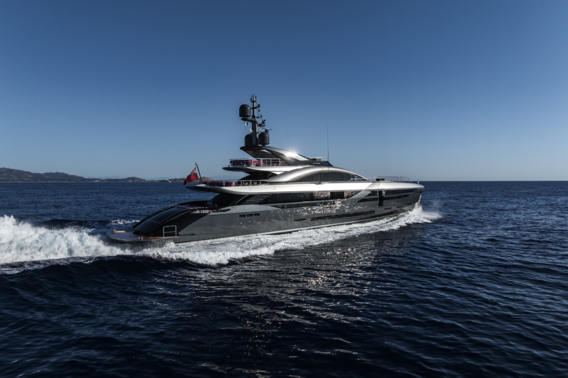 Flying Dagger yacht cruising   