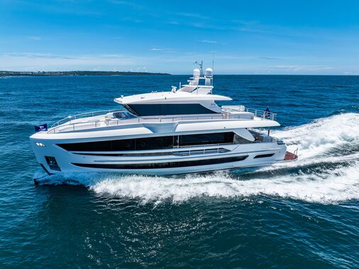 洋楽 Fox Hole 47 Presenting Fair-N-Hyte Seventeenth hull of 25m Horizon FD80 launched
