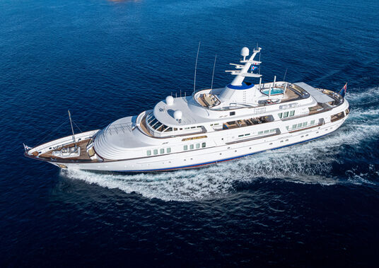 Lady Beatrice yacht cruising 