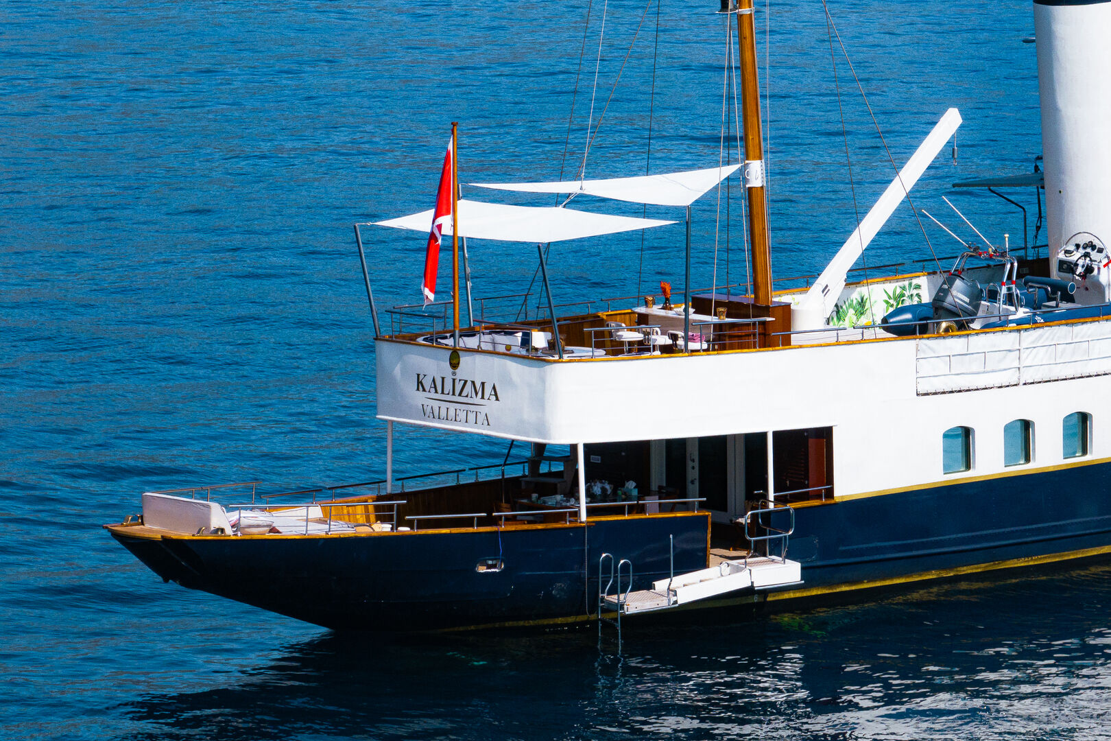 Kalizma yacht anchored in Saint-Jean-Cap-Ferrat
